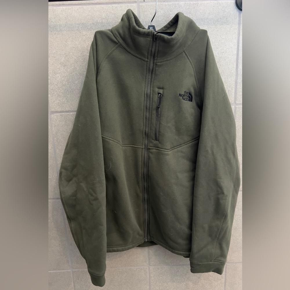 Forest Green Men’s North Face Zip up